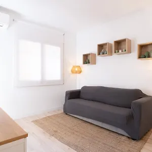 Nuevo Con Encanto En Sagrada Familia Apartamento